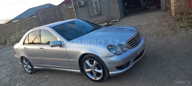 Mercedes C 230 2005, 325,000 km - 2.5 l - Bakı