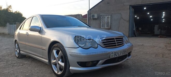 Mercedes C 230 2005, 325,000 km - 2.5 l - Bakı