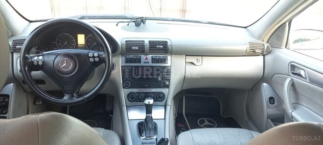 Mercedes C 230 2005, 325,000 km - 2.5 l - Bakı