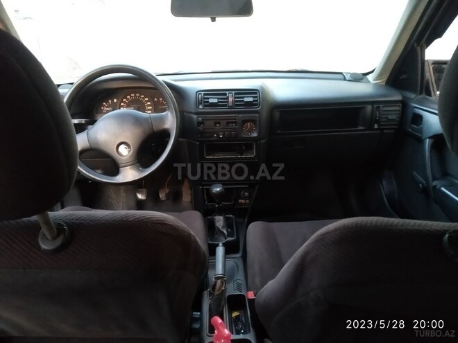 Opel Vectra 1992, 266,414 km - 1.6 л - Bakı