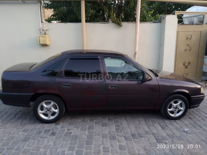 Opel Vectra 1992, 266,414 km - 1.6 л - Bakı
