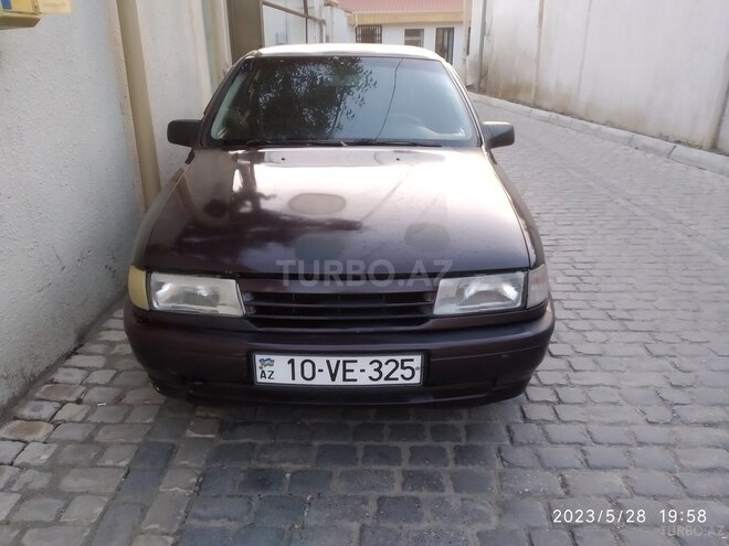 Opel Vectra 1992, 266,414 km - 1.6 л - Bakı