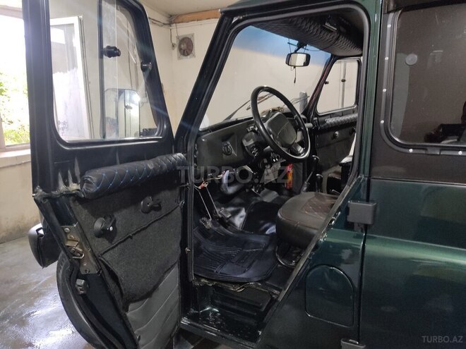 UAZ Hunter 2006, 90,000 km - 2.9 l - Quba