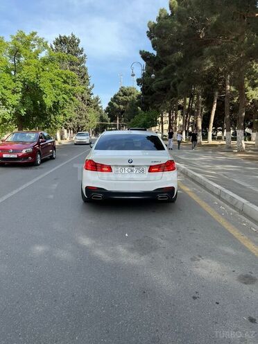 BMW 520 2017, 107,000 km - 2.0 l - Bakı