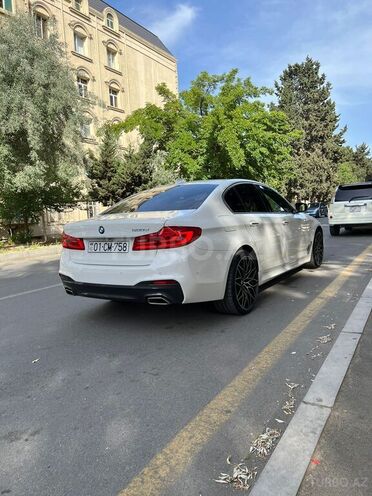 BMW 520 2017, 107,000 km - 2.0 l - Bakı