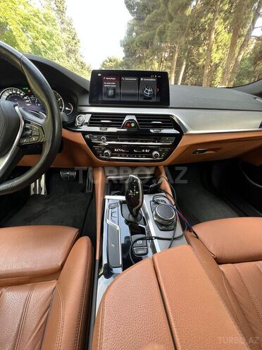 BMW 520 2017, 107,000 km - 2.0 l - Bakı