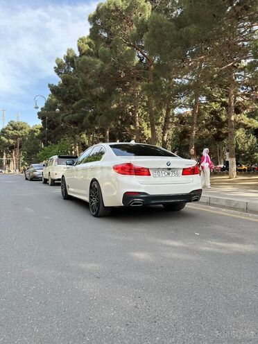 BMW 520 2017, 107,000 km - 2.0 l - Bakı