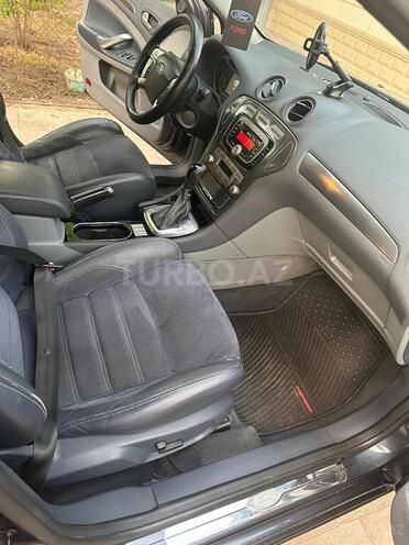Ford Mondeo 2010, 174,500 km - 2.3 l - Bakı