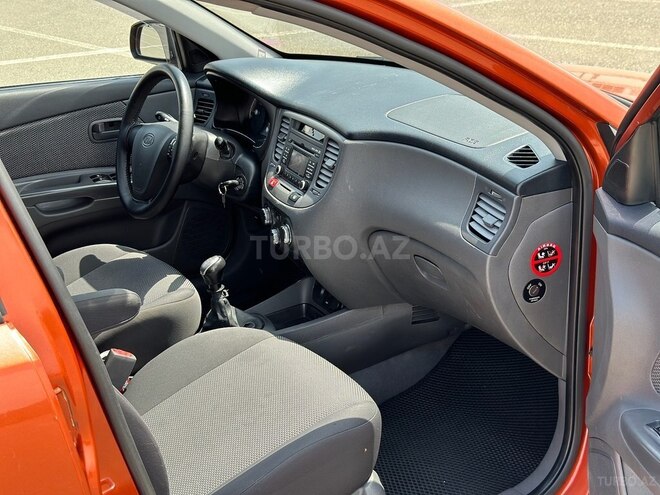 Kia Rio 2009, 149,000 km - 1.4 l - Gəncə