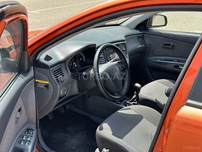 Kia Rio 2009, 149,000 km - 1.4 l - Gəncə