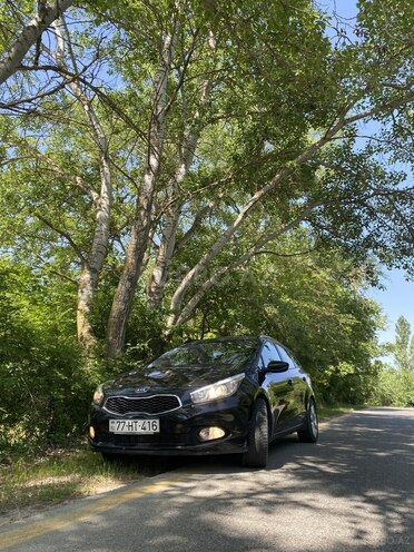 Kia Ceed 2014, 175,000 km - 1.4 l - Xudat