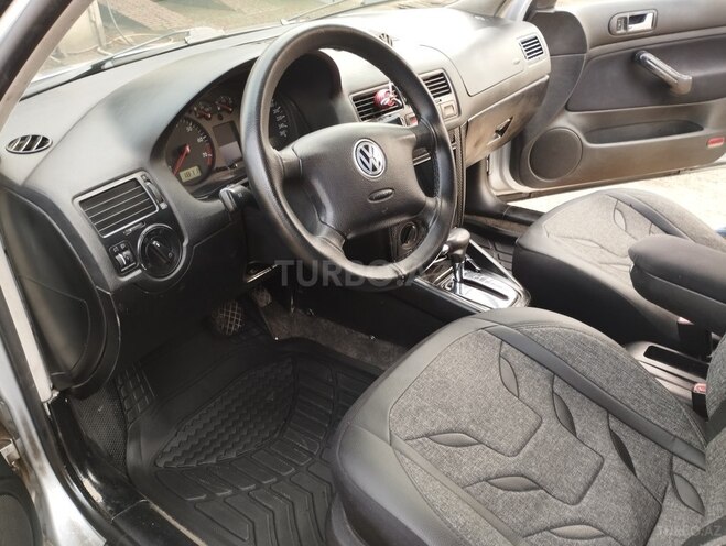Volkswagen Golf 2001, 282,306 km - 2.0 л - Masallı