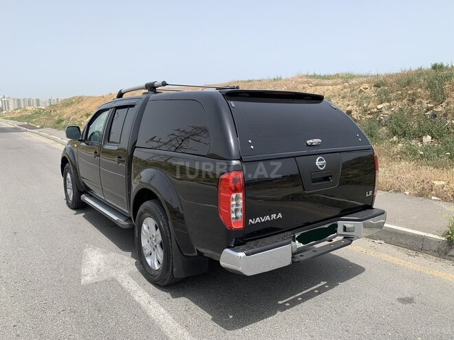 Nissan Navara 2013, 160,000 km - 2.5 l - Bakı