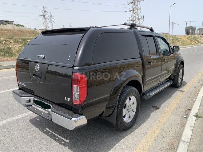 Nissan Navara 2013, 160,000 km - 2.5 l - Bakı
