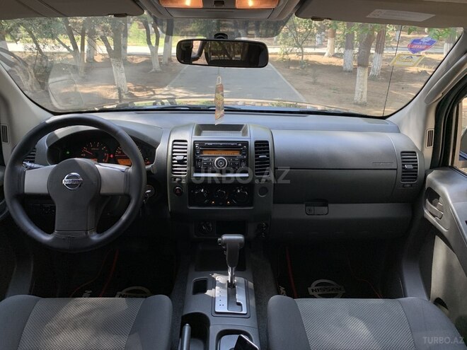 Nissan Navara 2013, 160,000 km - 2.5 l - Bakı