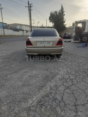 Mercedes C 200 2000, 436,634 km - 2.0 l - Bakı