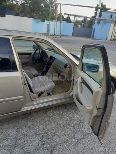 Mercedes C 200 2000, 436,634 km - 2.0 l - Bakı