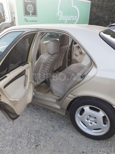 Mercedes C 200 2000, 436,634 km - 2.0 l - Bakı