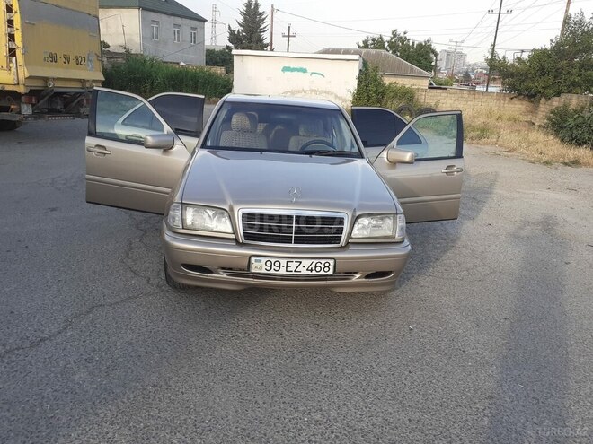 Mercedes C 200 2000, 436,634 km - 2.0 l - Bakı