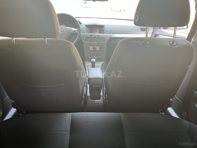 Opel Astra 2006, 191,000 km - 1.3 l - Bakı