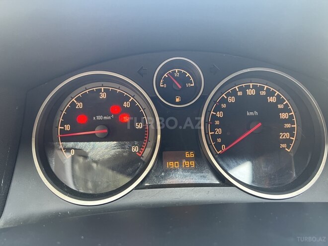 Opel Astra 2006, 191,000 km - 1.3 l - Bakı