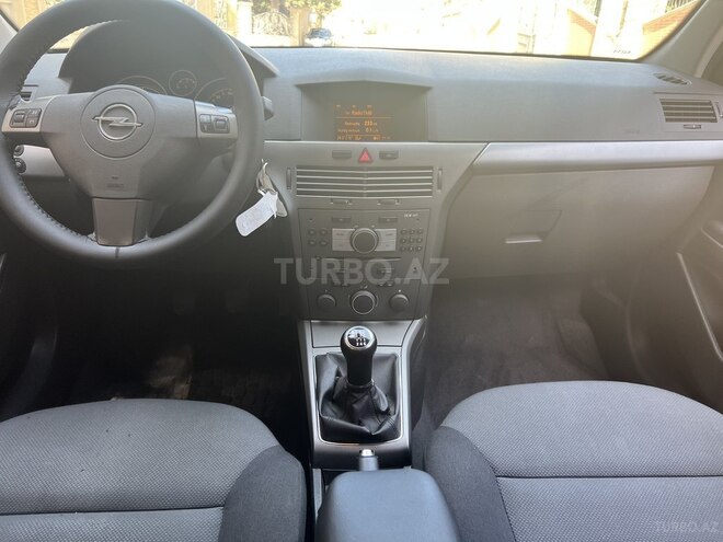 Opel Astra 2006, 191,000 km - 1.3 l - Bakı