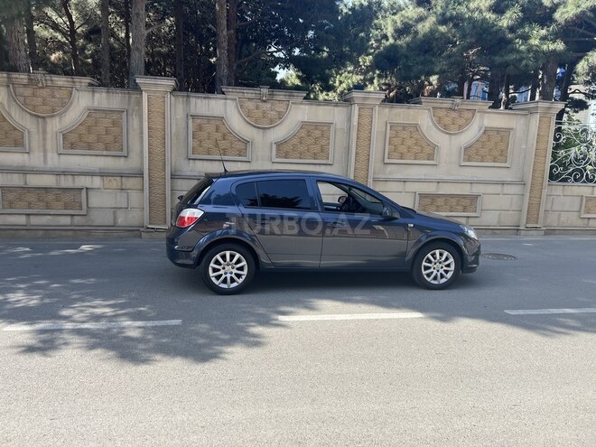 Opel Astra 2006, 191,000 km - 1.3 l - Bakı