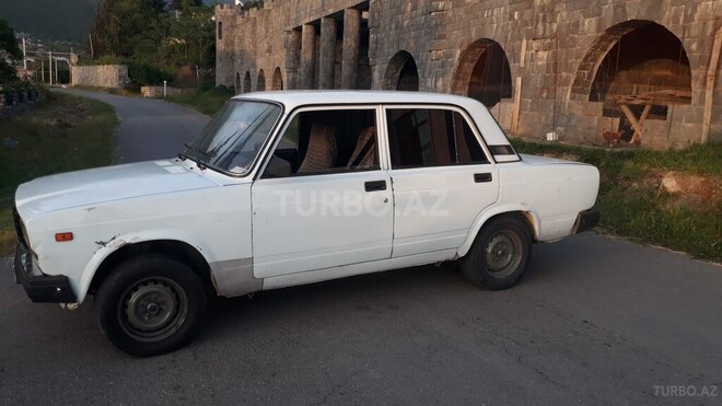 LADA (VAZ) 2107 2004, 25,640 km - 1.6 l - Şəki