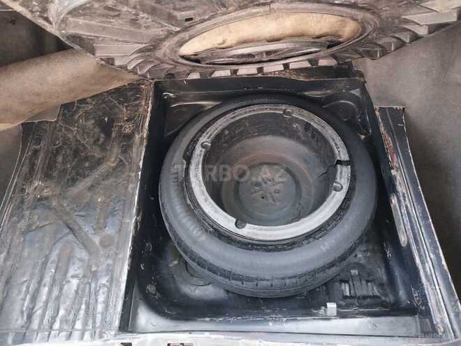 Mercedes E 250 1991, 391,000 km - 2.5 l - Sumqayıt