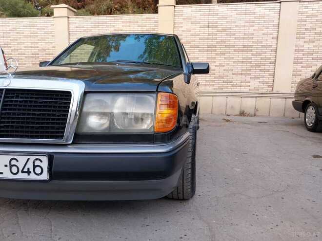 Mercedes E 250 1991, 391,000 km - 2.5 l - Sumqayıt