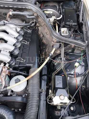 Mercedes E 250 1991, 391,000 km - 2.5 l - Sumqayıt