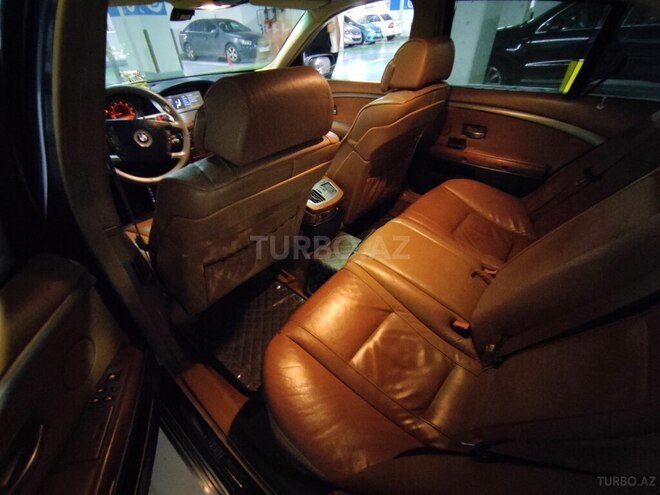 BMW 745 2001, 358,000 km - 4.4 l - Bakı
