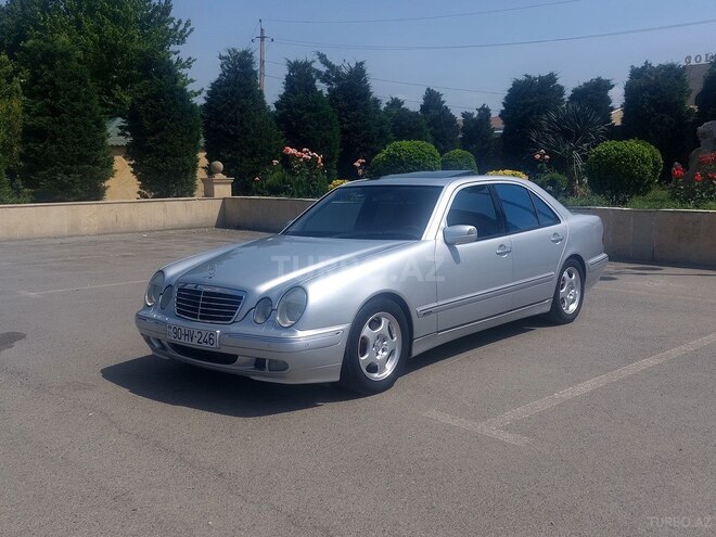 Mercedes E 320 2001, 426,098 km - 3.2 l - Bərdə