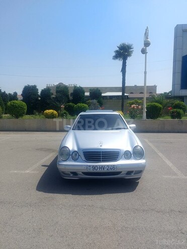 Mercedes E 320 2001, 426,098 km - 3.2 l - Bərdə
