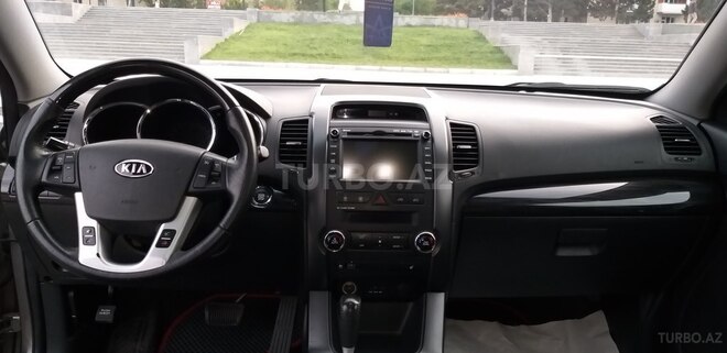 Kia Sorento 2009, 219,560 km - 2.0 л - Sumqayıt