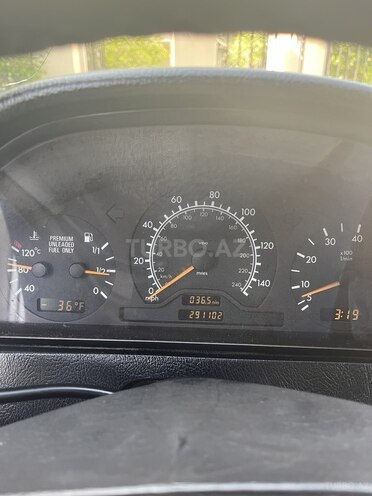 Mercedes C 230 1997, 291,000 km - 2.3 л - Bakı