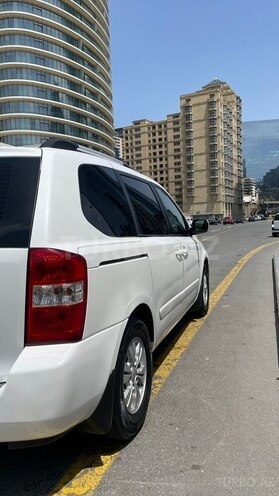 Kia Carnival 2011, 215,000 km - 2.7 l - Bakı