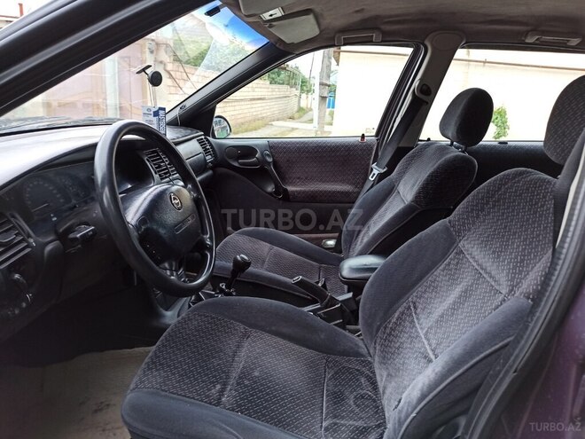 Opel Vectra 1996, 280,000 km - 1.6 l - Ağstafa