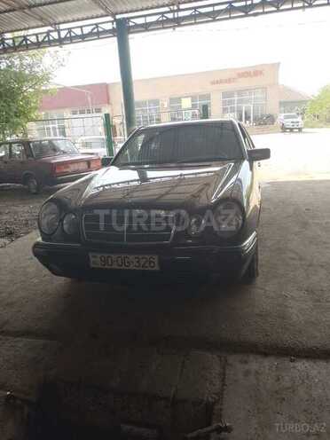 Mercedes E 230 1996, 360,000 km - 2.3 л - Tovuz