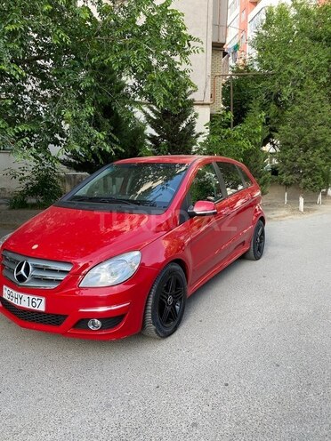 Mercedes B 180 2010, 150,000 km - 1.7 l - Bakı