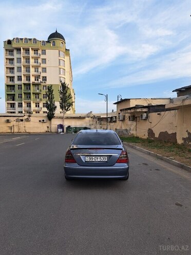 Mercedes E 220 2006, 265,450 km - 2.2 l - Bakı