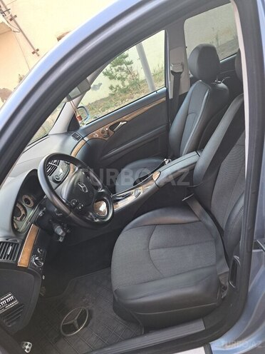 Mercedes E 220 2006, 265,450 km - 2.2 l - Bakı