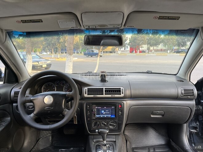 Volkswagen Passat 2004, 295,000 km - 1.8 l - Bakı