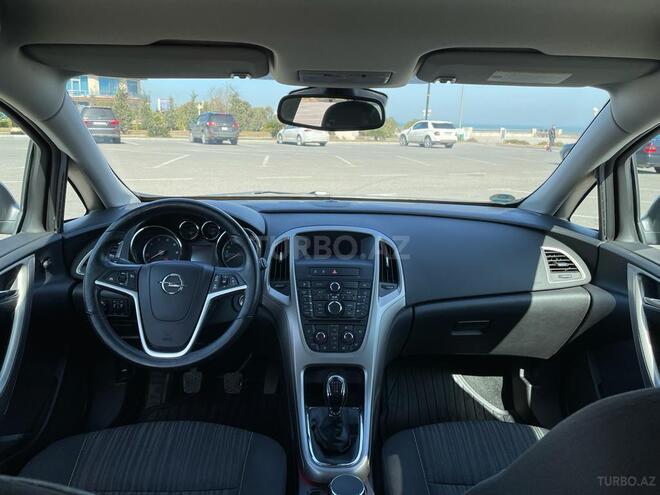 Opel Astra 2011, 236,000 km - 1.3 l - Bakı