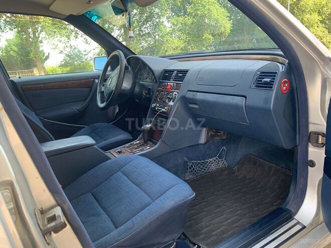 Mercedes C 180 1999, 407,000 km - 1.8 l - Cəlilabad