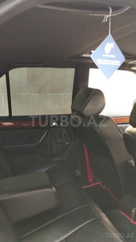 Mercedes E 220 1994, 300,000 km - 2.2 л - Bakı