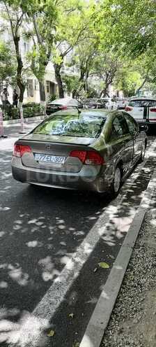 Honda Civic 2006, 321,869 km - 1.3 л - Bakı