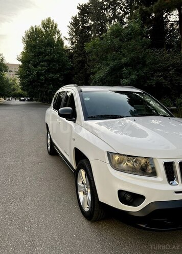 Jeep Compass 2013, 155,000 km - 2.4 l - Bakı