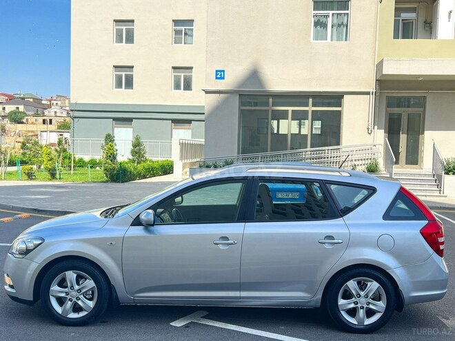 Kia Ceed 2009, 267,000 km - 1.6 л - Bakı
