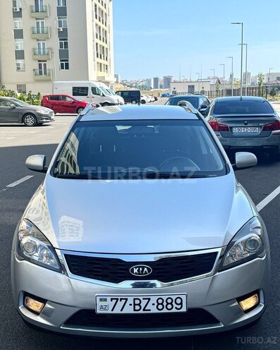 Kia Ceed 2009, 267,000 km - 1.6 л - Bakı
